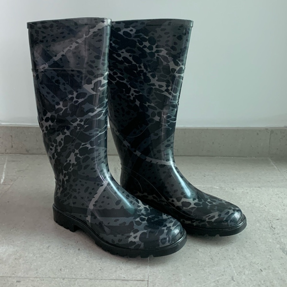 Burberry Women’s Rain Boots